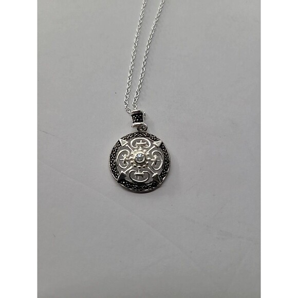 Vintage Necklace Chain Pendant Round Arrows Crystal Shield Jewelry Costume - Picture 7 of 10
